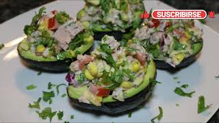 Aguacate relleno de Atún  Receta Saludable  Las Recetas de Mama [upl. by Ydoj]