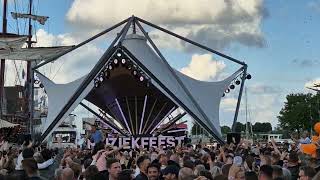 Muziekfeest op het plein Zeewolde 2024 [upl. by Anerhs]