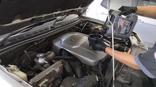 isuzu dmax 30 engine oil change [upl. by Sidnala]