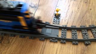 LEGO trein ontspoort door defecte wissel [upl. by Cy433]