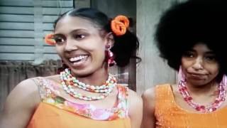 Telma Hopkins amp Joyce Vincent in Lou Effy amp Moreen MateOMatic [upl. by Hpesoj]