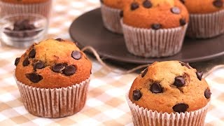 Muffins de Vainilla con Chips de Chocolate  Fáciles y Deliciosos [upl. by Deehsar]