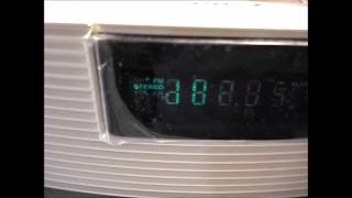 Bose Wave AWR11W Radio with Defective Display [upl. by Hillhouse]