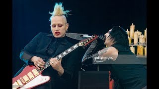 Marilyn Manson Download Festival 2007 Heart Shaped Glasses HD [upl. by Ariem]