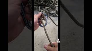 Easy belay device with carabiner outdoors activities skills knots men [upl. by Tenahs623]