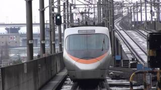 8000系特急いしづち18号宇多津駅発車 [upl. by Wohlen]