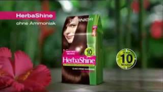 Garnier Herbashine Alemanha com Ana Paula Scopel e Bar Rafaeli [upl. by Garmaise]