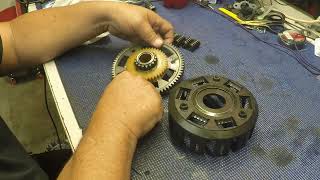 How to assemble Hinson clutch basket for a Raptor 660 [upl. by Ozen194]