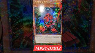 Roter Apparat  MP24DE012  25th Quarter Century Secret Rare  Red Gadget [upl. by Ihcalam701]