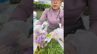 White Noodle With Flowers And Yellow Curry [upl. by Adnorahc]