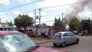 Incendio CBÑ en Peñalolen NFD in Structural Fire [upl. by Akimahc]