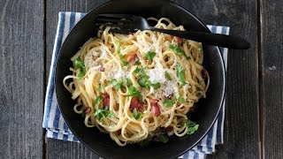 Spagetti Carbonara  Trines Mat [upl. by Lanevuj]