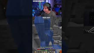 Hugo tötet nooreax in manhunt letshugo nooreax bastighg minecraft manhunt castcrafter twitch [upl. by Kinimod867]