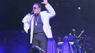 Charlie Wilson of The Gap Band going to church sanging quotIm Blessed LIVEquot May 2024 charliewilson [upl. by Crescint]