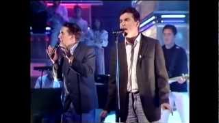 Beautiful South  Song for whoever 1989 Top of The Pops 08061989 [upl. by Redman]