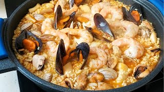 PAELLA DE MARISCO O ARROZ MARINERO 🥘Riquísima paellademarisco [upl. by Carrelli197]