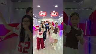 Có bạn nào trùng năm sinh không nhỉ Trend tắt đèn Tiktok Dance  Follow Me [upl. by Hike488]