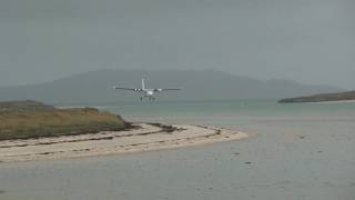 Landing in Barra on the beach  two missed approaches  FlyBe de Havilland Canada DHC6 Twin Otter [upl. by Peck]