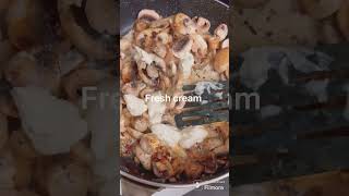 Creamy Mushrooms with Herbed Garlic Rice 🍄‍🟫🧄🌿🍚 shorts yummy food italianfood easyrecipe [upl. by Fagen868]