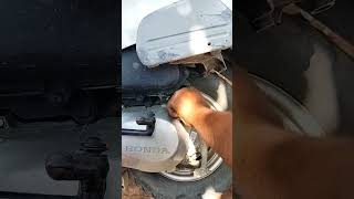 activa ka seat lock kase khole scooty lock ytshort ytviral problam prank [upl. by Hillery910]