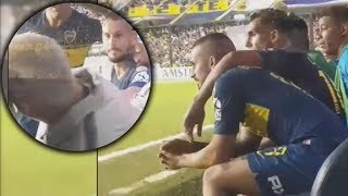 Benedetto y Tevez a las piñas en el banco de suplentes [upl. by Lindsey335]