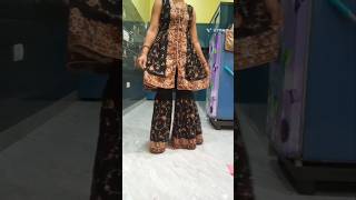 साड़ी से बनाये सुन्दर शरारा ड्रेसsarara suit Sewing [upl. by Meeker]