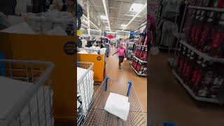 Black Friday Walmart em Orlando [upl. by Flosi]