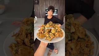 The Best Pakora You Will Ever Eat food indiancuisine foodvideos indianstreetfood [upl. by Eaner]