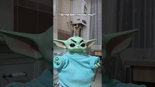 Baby Yodanın annesi seçim yapıyor 🤨  Baby Yoda babyyoda [upl. by Zerline415]