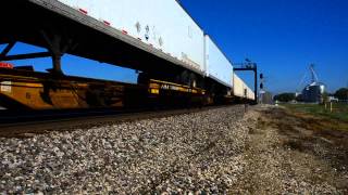 BNSF Intermodal going 70MPH [upl. by Karin606]