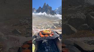 Dağda Simit Arasında Sucuklu Yumurta 🥚 Eggs with beef sausage between bagels on the mountain 🏔️ [upl. by Ahtaga]