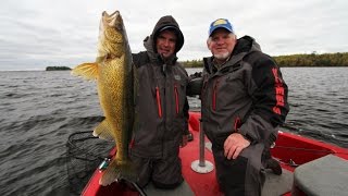 How to Vertically Jig Big Walleye [upl. by Jovi]