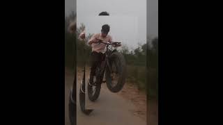 Willi video strunt day 4 aaj kal se bhi acchi willi hu aa hai cycleride stunt viralshort [upl. by Fachanan]