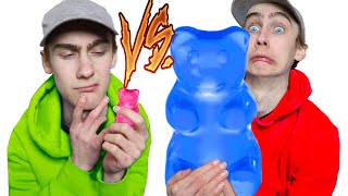 Kleinste Gummy Ooit vs Grootste Gummy Ooit [upl. by Nairot490]