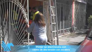 Pintor resulta lesionado al sufrir descarga eléctrica [upl. by Norvun]