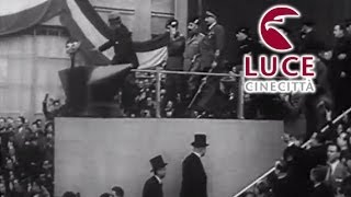 Benito Mussolini a Torino la visita agli stabilimenti Fiat Lingotto [upl. by Aracat]