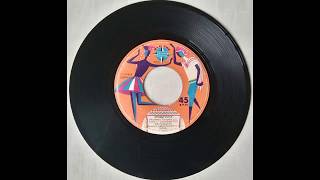 Conjunto Danzantes de Puquio Trilla  Chimaycha 45 RPM [upl. by Kask458]