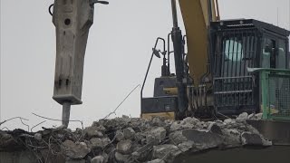 Abrissbagger im Einsatz  Bagger auf der Lennetalbrücke A45  Sauerlandlinie [upl. by Vasos288]