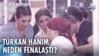 Türkan Hanımı fenalaştıran olay ne  Gelinim Mutfakta 1086 Bölüm [upl. by Matelda]