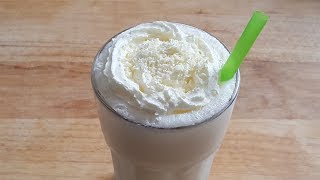 Vanille Milchshake selber machen  Milchshake mit Vanilleeis [upl. by Ashely]