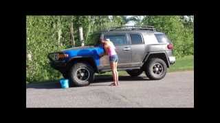 Girl Peels Plasti Dip Removal from Toyota FJ Cruiser [upl. by Andel]