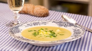 ZucchiniCremeSuppe  Sommersuppe mit Pfiff [upl. by Ecyac]