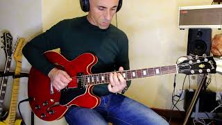 Jazz Blues solo with Gibson Memphis ES335 figured 2019 Sixties Cherry [upl. by Nitsrek]