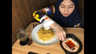 Spaghetti Aglio Olio Mudah Ringkas Padat Padu Enak bersama Udang Mukbang Malaysia [upl. by Hassadah]