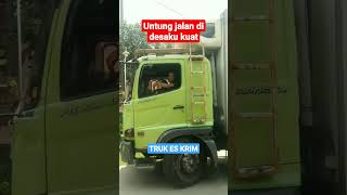 TRUK ES KRIM OTW PABRIK [upl. by Sawyor]