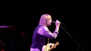 Tom Petty amp The Heartbreakers  Honey Bee Calgary August 11 2008 [upl. by Kinsman327]