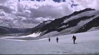 Wanderung über den Aletschgletscher vom Jungfraujoch zur Konkordiahütte 2010 [upl. by Haldeman]