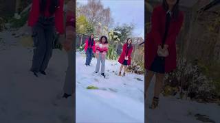 ഡാൻസ് mode ഓൺ💃dancevideosnowdancenotebookhridayavumajighantatrendingshortstrendingsongfriend [upl. by Nauqit]