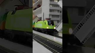 Modelleisenbahn Spur H0  Fahrvideo quotFLIXTRAINquot PIKO 57924 quotTaurusquot  TILLIG H0 70045 quotWagensetquot P2 [upl. by Enyedy]