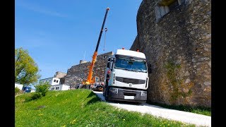 Millimeterarbeit für Kran und Truck Container auf Schloss Hellenstein [upl. by Elish]